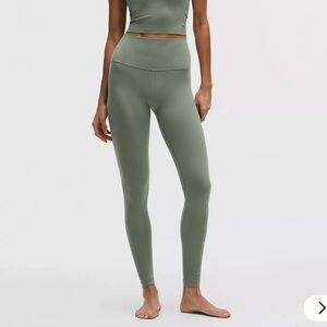 Lululemon Align Leggings 0/2 XS Sage Green High Waisted “Willow Leaf” 28” inseam